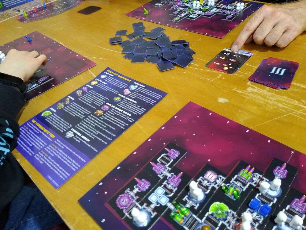 Wellycon 2022 - Galaxy Trucker game in play
